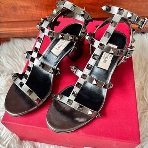 Valentino Garavani Rockstud Sandals